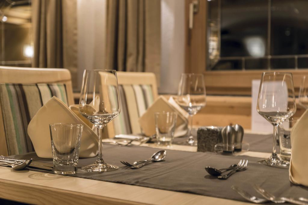 Hotel Des Alpes Samnaun Eksteriør billede